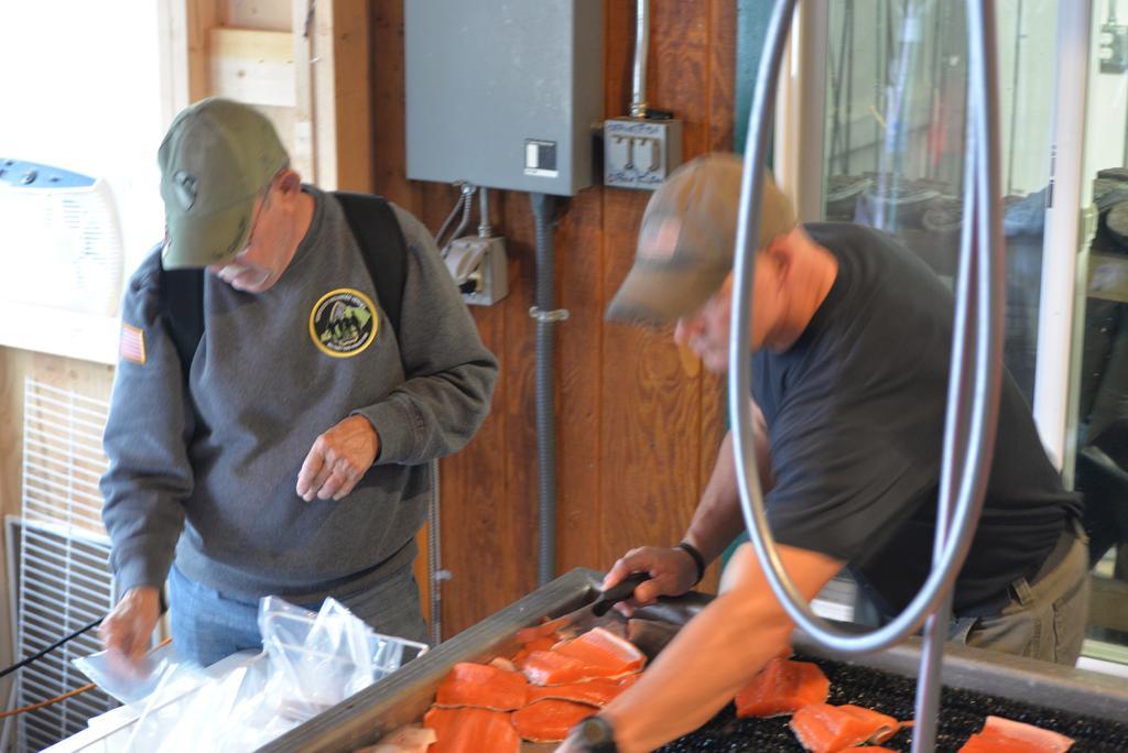 Salmon Catcher Lodge Kenai Buitenkant foto
