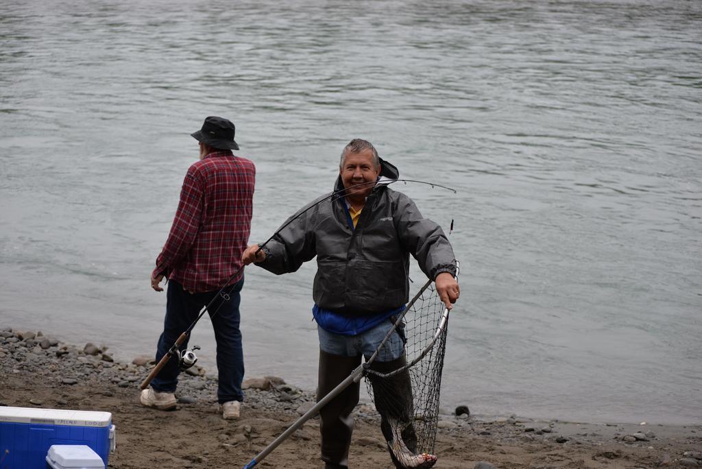 Salmon Catcher Lodge Kenai Buitenkant foto