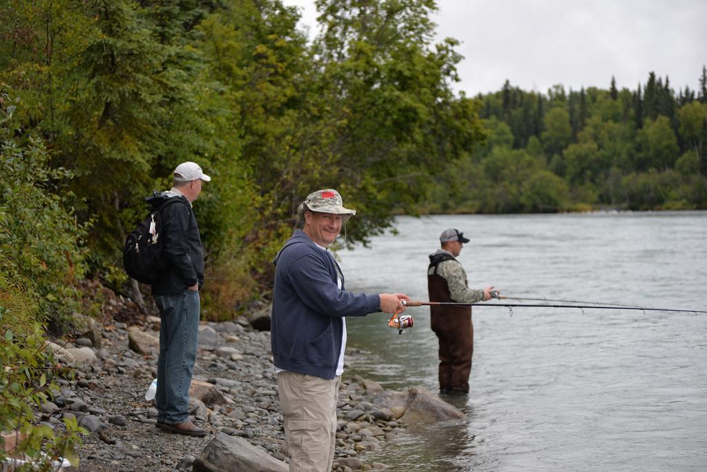 Salmon Catcher Lodge Kenai Buitenkant foto